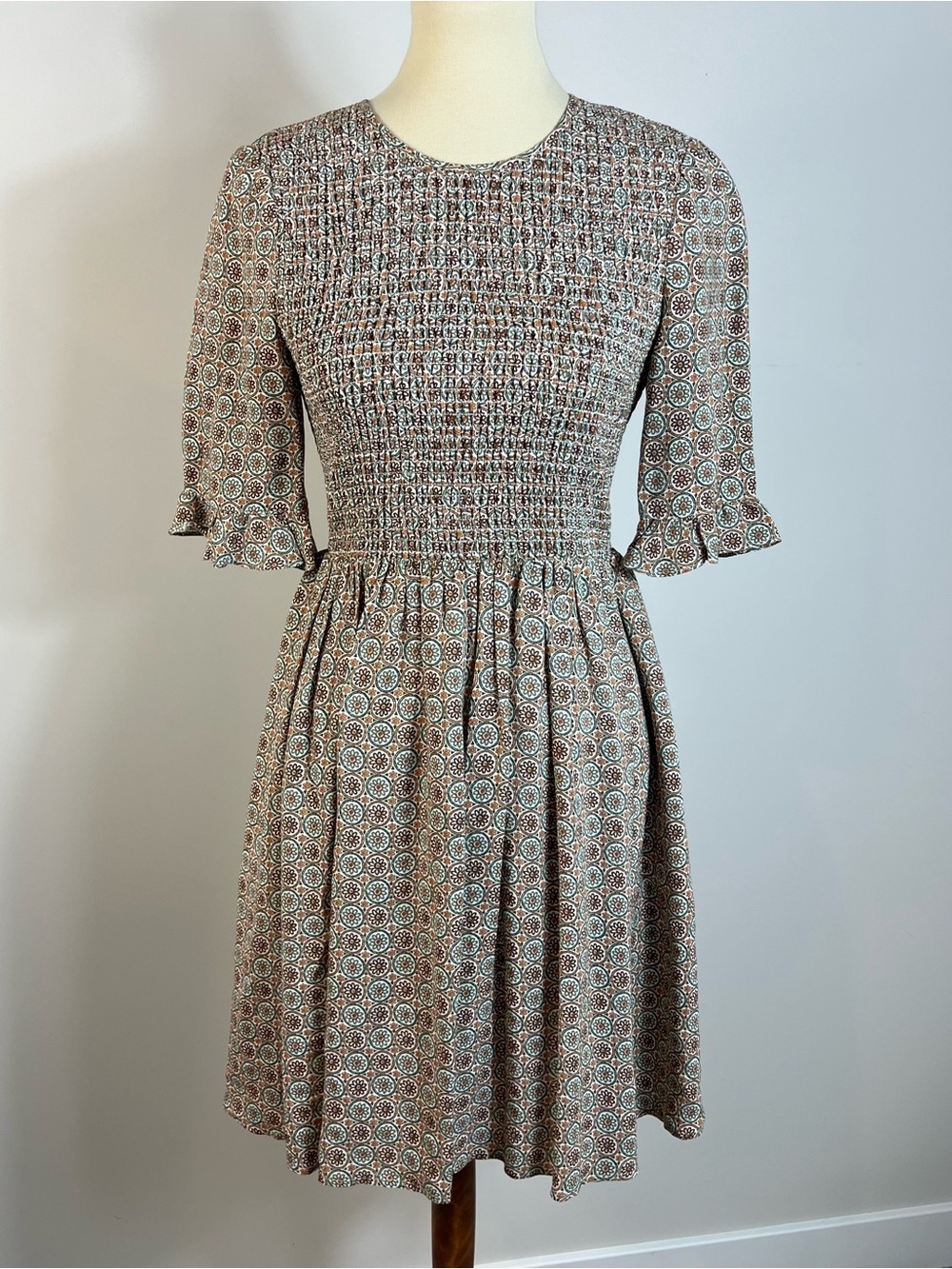 Gal Meets Glam Collection Piper Smocked Bodice Fit & Flare Brown Green Dress 6